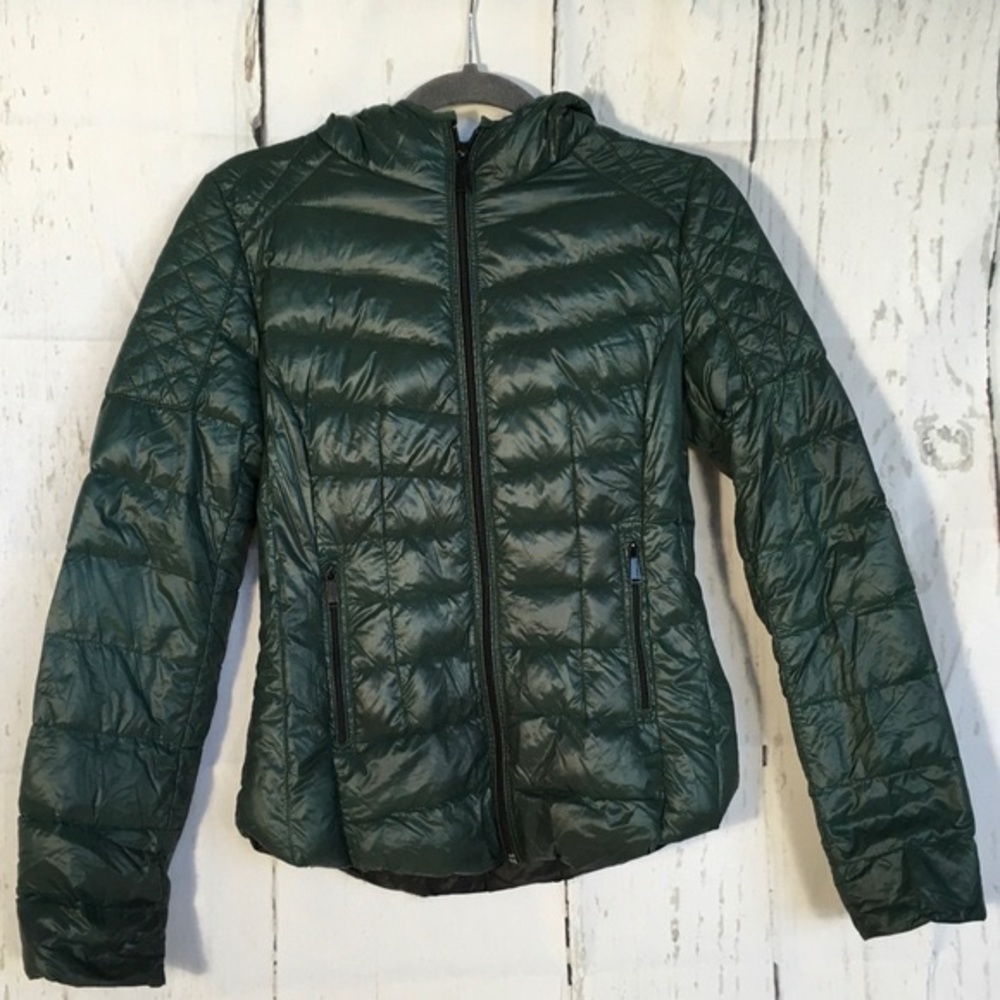 BCBG ultra Light weight packable jacket